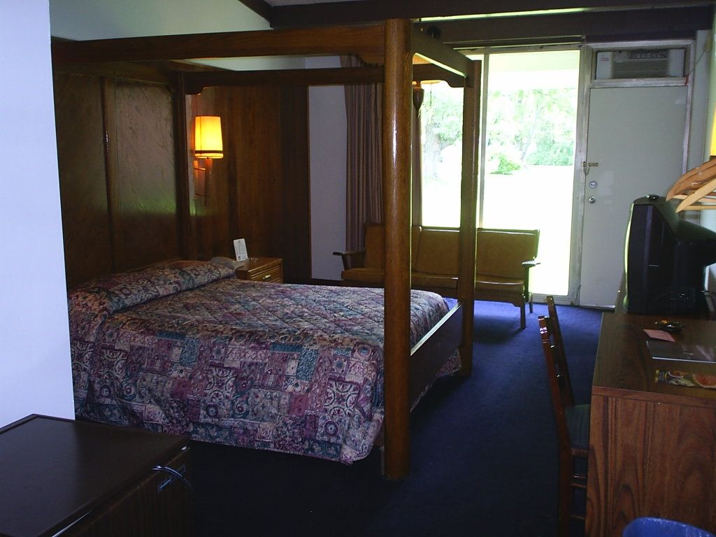 Kings Inn Cleveland Strongsville Oda fotoğraf