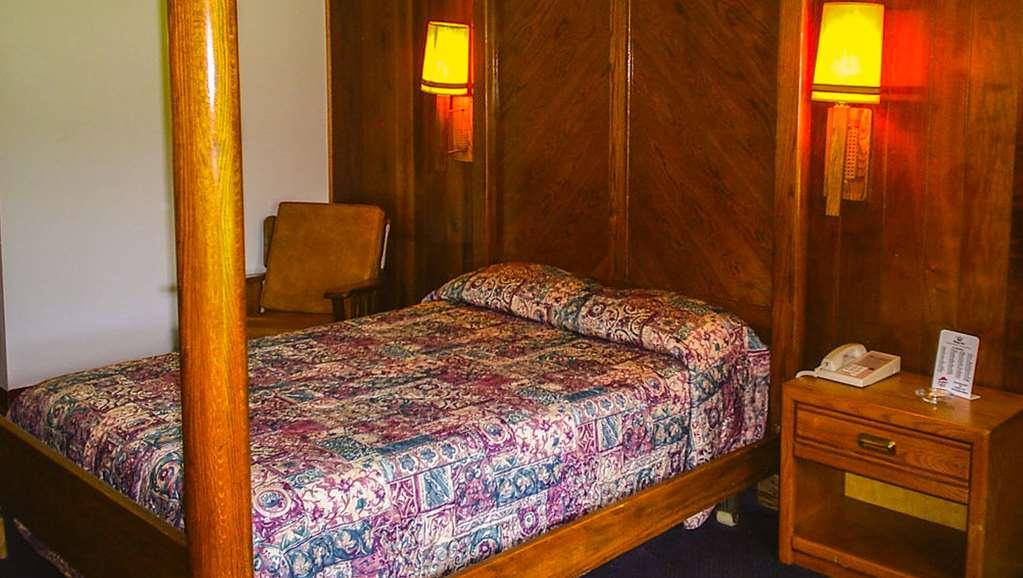 Kings Inn Cleveland Strongsville Oda fotoğraf